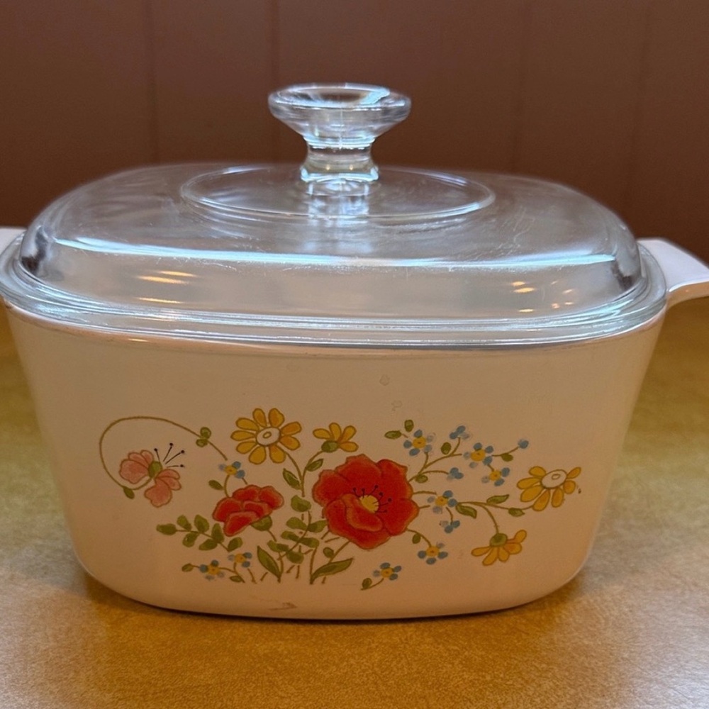 Baking Corningware Wildflower Casserole Dish with Floral Design 1977 lid 3qt
